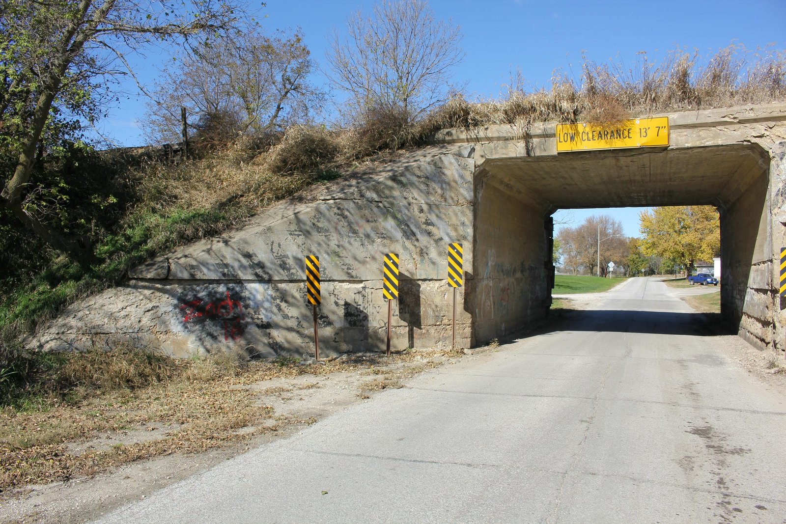 Southwest wing wall